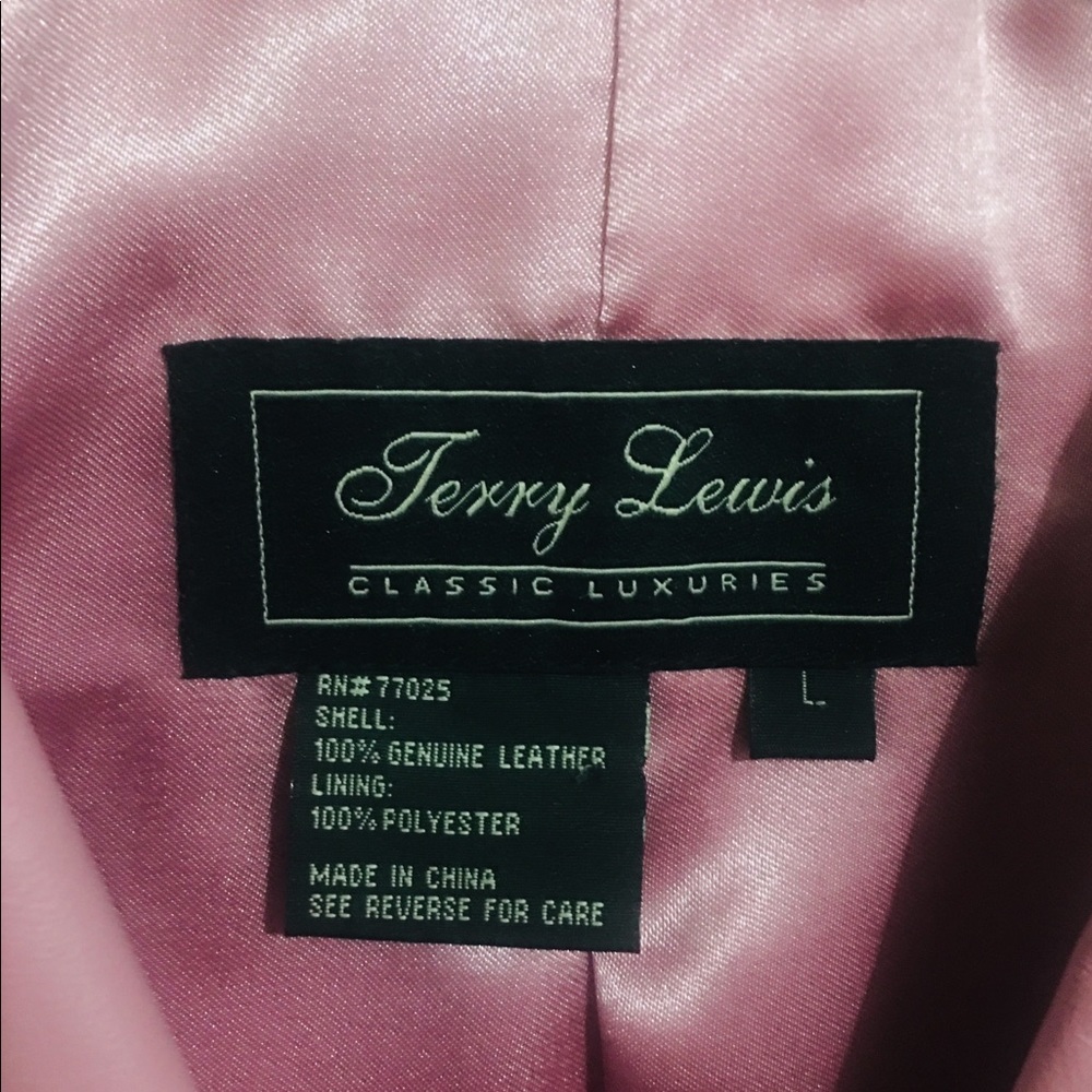 Pink Jacket - Picture 2 of 3